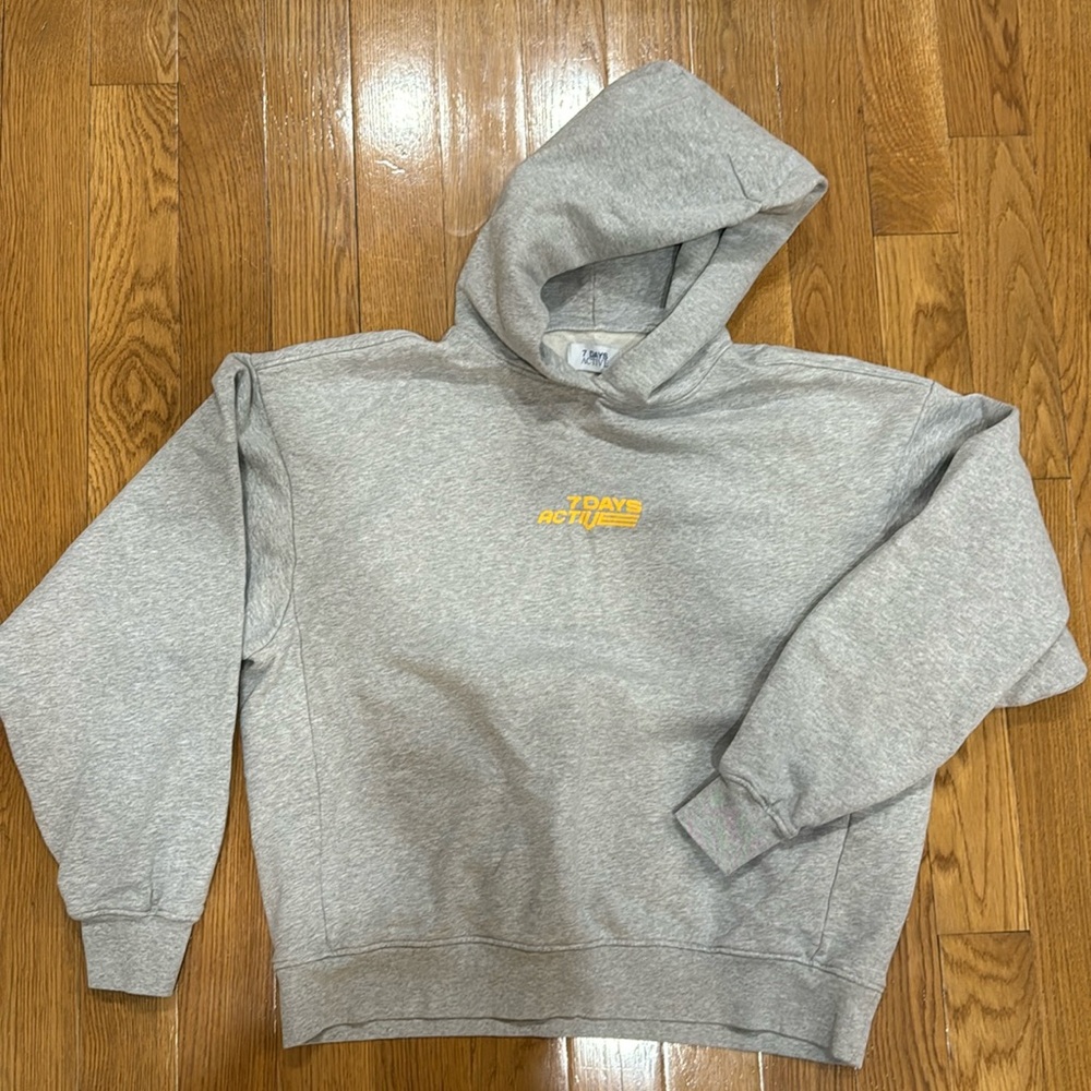Men’s L hoodie sweatshirt 7 days active